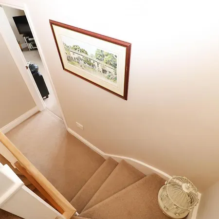 4 Alpha Rise Holiday home *